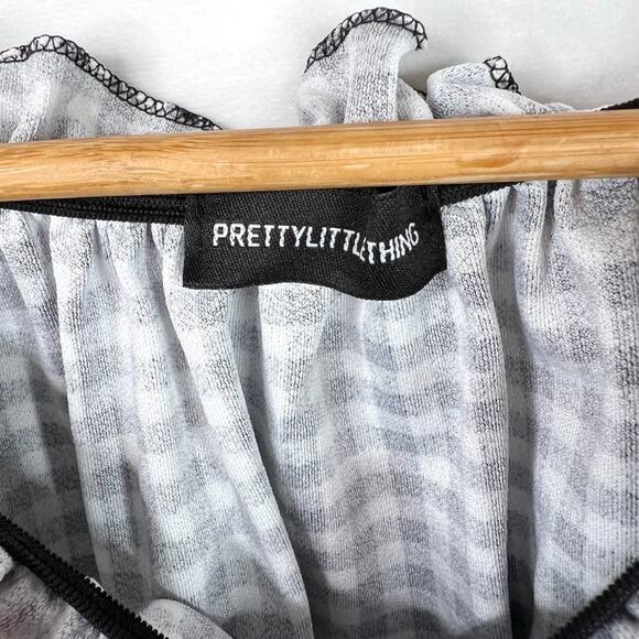 Prettylittlething Black & White Gingham Ruffle Crop Top - Picture 4 of 9